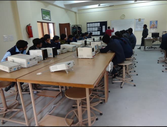 Jaypee University Anoopshahr Bulandshahr Labs photo 10